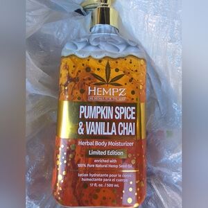 Hempz Limited Edition Pumkin Spice & Vanilla Chai Moisturizer